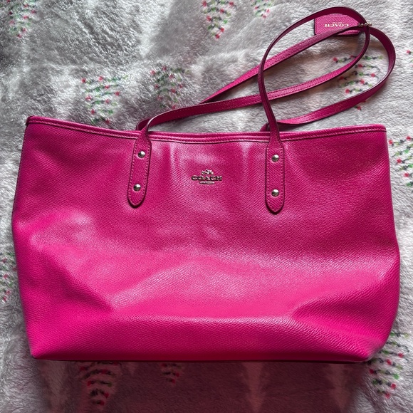 Pink Coach Purse - Picture 1 of 4